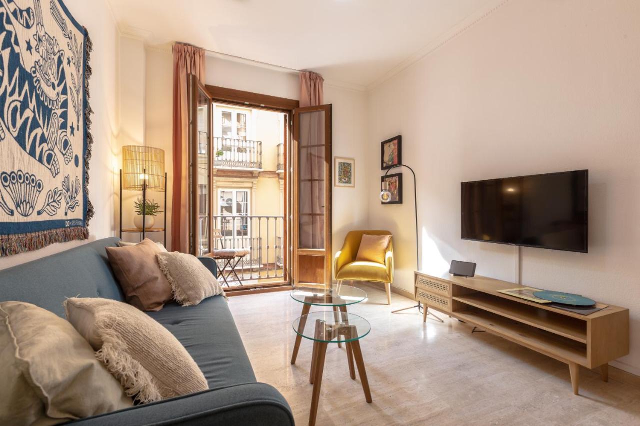 Bright Apartment With Patio And Balconies In The Center Málaga Eksteriør billede