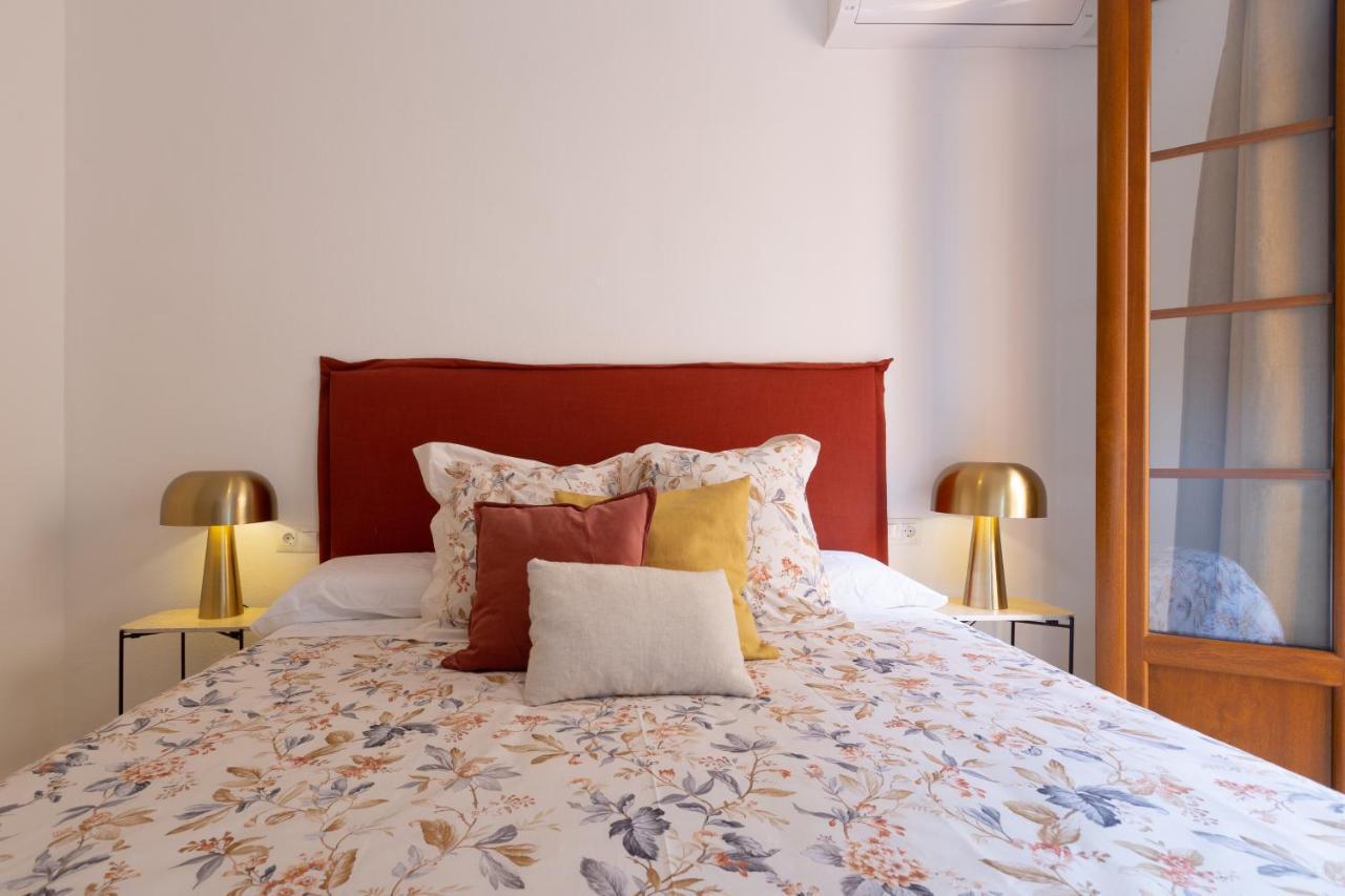 Bright Apartment With Patio And Balconies In The Center Málaga Eksteriør billede